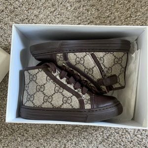 Gucci high top kids sneakers size 23